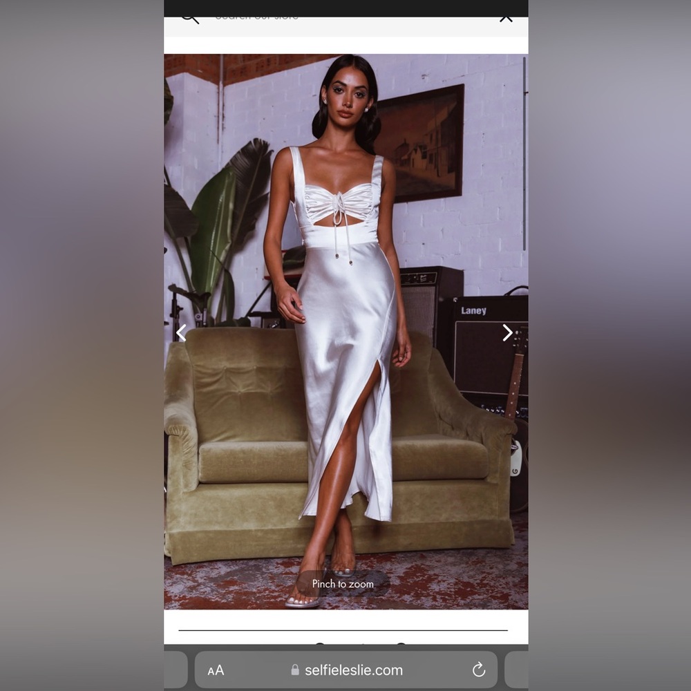 Selfie Leslie white midi dress